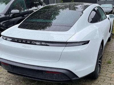 Gebraucht Porsche Taycan Performance Package 280 kW (381 PS) 2021 Weiß Limousine