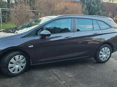 Gebraucht Opel Astra Business 136 PS (100 kW) 2017 Braun Kombi