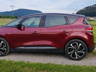 Rot Gebraucht 2017 Renault Scénic IV Van / Kleinbus | 9.990 € (Fairer Preis)