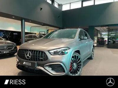 Gebraucht Mercedes GLA45 AMG AMG 422 PS (310 kW) 2026 Manufaktur mountaingrau magno SUV
