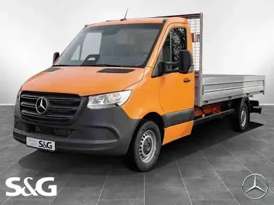 Używany Mercedes Sprinter 170 KM (125 kW) 2026 Pomarańczowy Van
