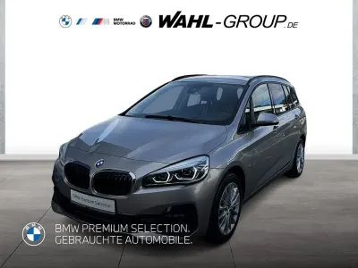 Gebraucht BMW 220 Gran Tourer Sport Line 190 PS (139 kW) 2022 Silber Van / Kleinbus