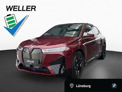 Aventurinrot iii (rot) Gebraucht 2023 BMW iX Comfort Edition SUV | 46.450 € (Superpreis)