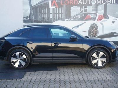 Gebraucht Porsche Macan 4 Electric Basis 264 kW (360 PS) 2025 Schwarz SUV