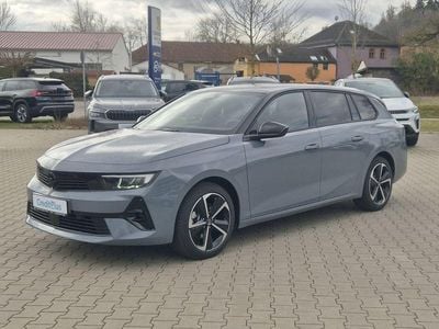 Neu Opel Astra 131 PS (96 kW) 2026 Grau Kombi