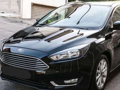 gebraucht Ford Focus 1.0 ecoboost Titanium Navi