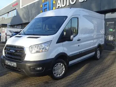 Gebraucht Ford Transit Trend 131 PS (96 kW) 2022 Frostweiß Van