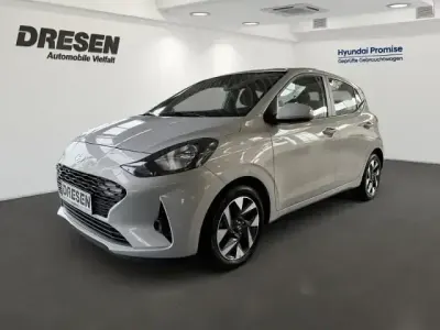 Gebraucht Hyundai i10 Trend 84 PS (61 kW) 2024 Grau Kleinwagen