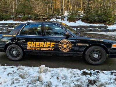 Gebraucht Ford Crown 254 PS (186 kW) 2011 Schwarz Limousine