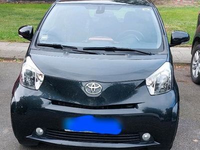 gebraucht Toyota iQ schwarz, 2. Hand, 98PS, BJ 2012