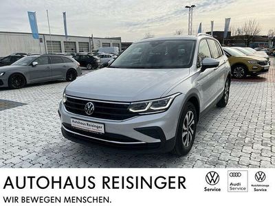 Gebraucht VW Tiguan Active 150 PS (110 kW) 2022 Silber SUV