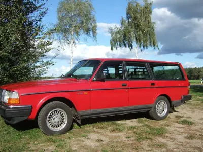 Gebraucht Volvo 245 116 PS (85 kW) 1988 Rot Kombi