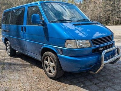 Usata VW Caravelle 151 CV (111 kW) 2001 Blu Furgone