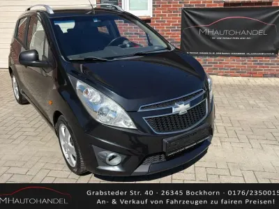 Gebraucht Chevrolet Spark LT 82 PS (60 kW) 2011 Karbonschw graphitschw midnigh Kleinwagen