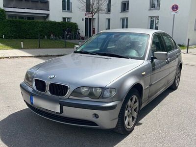 gebraucht BMW 320 i Limousine E46