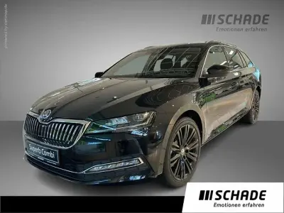 Gebraucht Skoda Superb Style 150 PS (110 kW) 2023 Schwarz Kombi