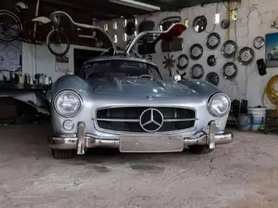 Gebraucht Mercedes 300 200 PS (147 kW) 1956 Silber Coupé