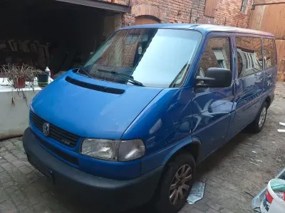 Gebraucht VW T4 102 PS (75 kW) 1999 Blau Van