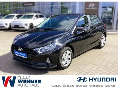 Gebraucht Hyundai i20 Select 101 PS (74 kW) 2023 Schwarz Kleinwagen