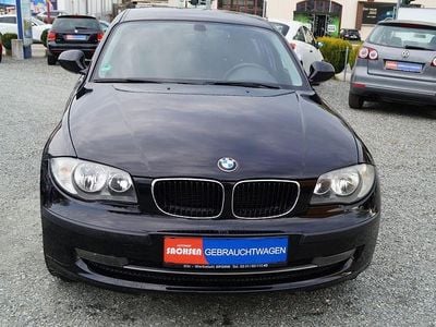 Gebraucht BMW 116 Advantage 122 PS (89 kW) 2010 Schwarz Kleinwagen