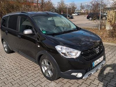 Gebraucht Dacia Lodgy Stepway 116 PS (85 kW) 2020 Schwarz Van / Kleinbus