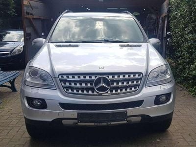 Mercedes ML280