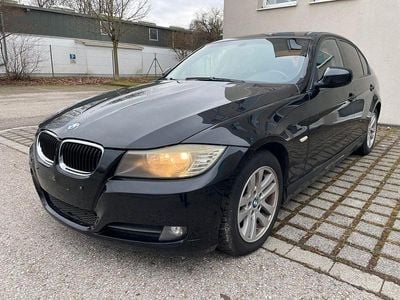 Gebraucht BMW 320 177 PS (130 kW) 2009 Schwarz Limousine