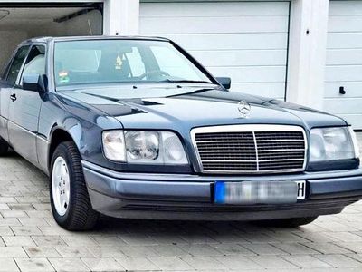 Gebraucht Mercedes E280 193 PS (141 kW) 1994 Grau Limousine
