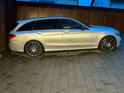 Silber Gebraucht 2018 Mercedes C200 Kombi | 25.200 €