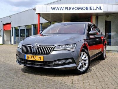 Usata Skoda Superb Business Line 150 CV (110 kW) 2022 Grigio Berlina