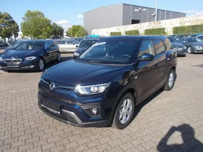 Gebraucht SsangYong Tivoli 163 PS (119 kW) 2023 Blau SUV