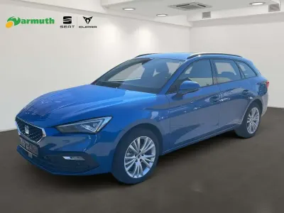 Neu Seat Leon Style 150 PS (110 kW) 2025 Saphirblau Kombi