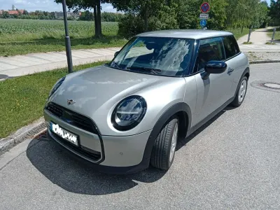 Gebraucht Mini Cooper 114 kW (156 PS) 2025 Grau Kleinwagen
