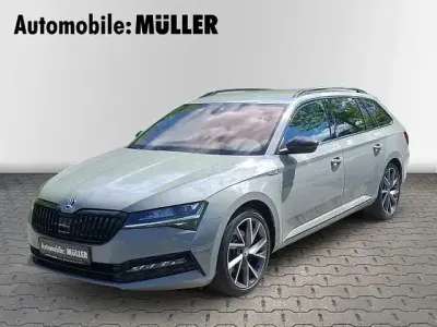 Gebraucht Skoda Superb SportLine 200 PS (147 kW) 2023 Grau Kombi