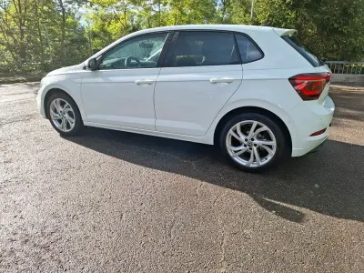 Gebraucht VW Polo Move 110 PS (80 kW) 2023 Weiß Kleinwagen