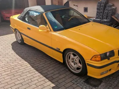 Gebraucht BMW 325 Cabriolet 192 PS (141 kW) 1994 Gelb Cabrio