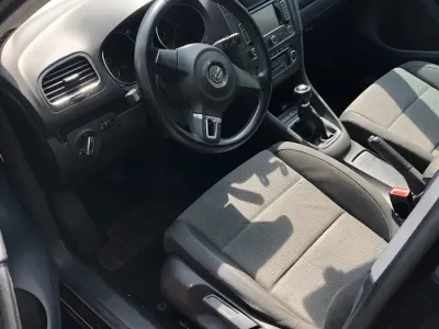 Gebraucht VW Golf VI 105 PS (77 kW) 2010 Schwarz Limousine