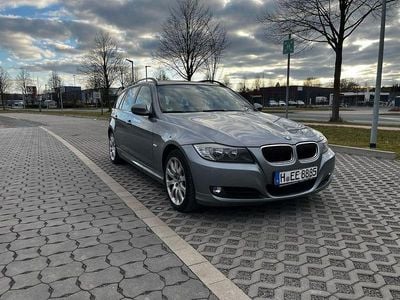 Gebraucht BMW 318 143 PS (105 kW) 2008 Gold Kombi