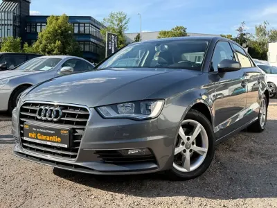 Gebraucht Audi A3 140 PS (102 kW) 2014 Grau Limousine