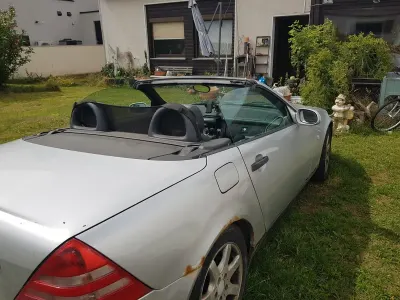 Gebraucht Mercedes SLK200 136 PS (100 kW) 2000 Silber Cabrio