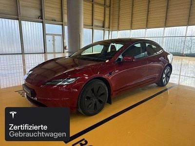 Gebraucht Tesla Model 3 Long Range AWD 366 kW (498 PS) 2025 Ultra red Limousine