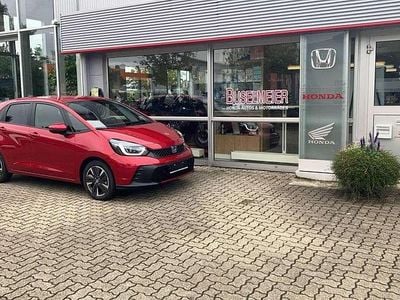 Usata Honda Jazz Advance 107 CV (78 kW) 2024 Rosso Utilitaria