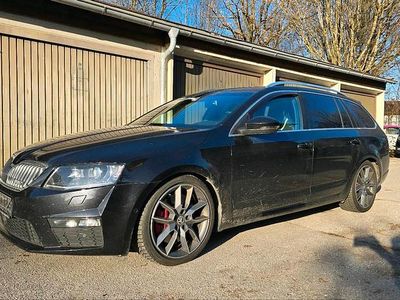 Gebraucht Skoda Octavia vRS 184 PS (135 kW) 2015 Schwarz Kleinwagen