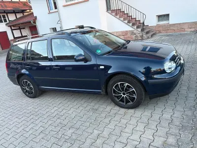 Używany VW Golf IV 75 KM (55 kW) 2005 Niebieski Kombi