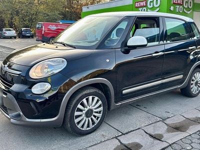 Second-hand Fiat 500L 120 CP (88 kW) 2016 Negru Monovolum