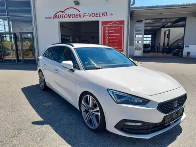 Gebraucht Seat Leon 150 PS (110 kW) 2020 Weiß Limousine