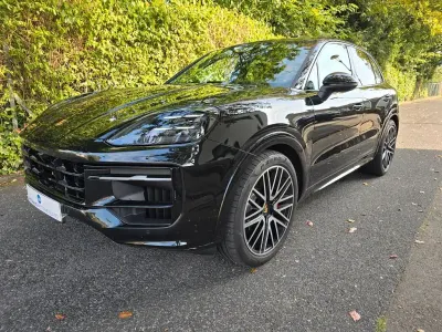 Gebraucht Porsche Cayenne Sport 475 PS (349 kW) 2024 Schwarz SUV