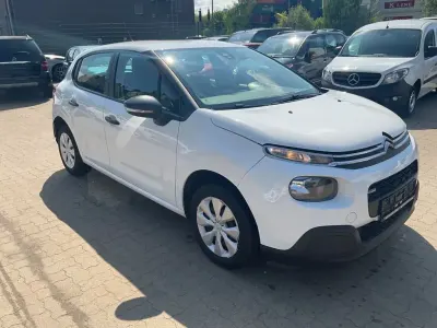 Gebraucht Citroën C3 Live 68 PS (50 kW) 2017 Weiß Limousine