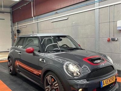 Grau Gebraucht 2013 Mini Cooper Kleinwagen | 23.000 €
