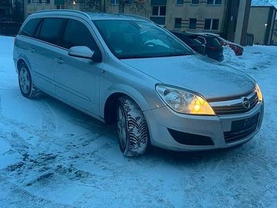Gebraucht Opel Astra 110 PS (80 kW) 2009 Silber Kombi